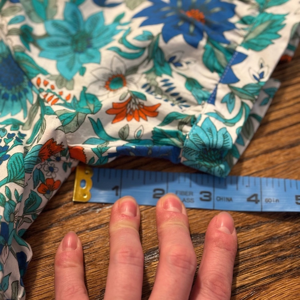 NEW LORETTA CAPONI | Florinda Floral Smocked Cotton Crop Top in Surfinas Sz XS - Picture 8 of 9